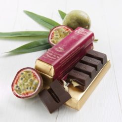 Alternative view of Noir fourré fruit de la passion